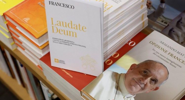 LAUDATE DEUM, deuxième plaidoyer écologique du Pape François