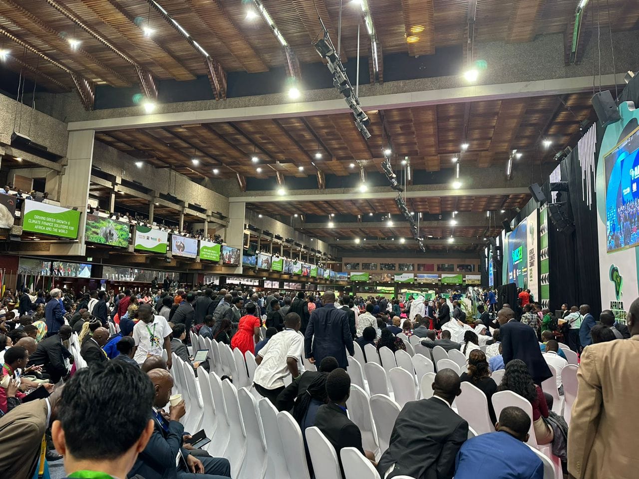 Addis-Abeba accueille du 8 au 10 septembre 2025, le 2ᵉ Sommet africain sur le climat. Face à l’urgence climatique, les dirigeants du continent entendent parler d’une seule voix pour revendiquer un rôle de leader, et non plus de simple victime. Objectif : mobiliser davantage de financements et faire de la transition écologique une opportunité économique.